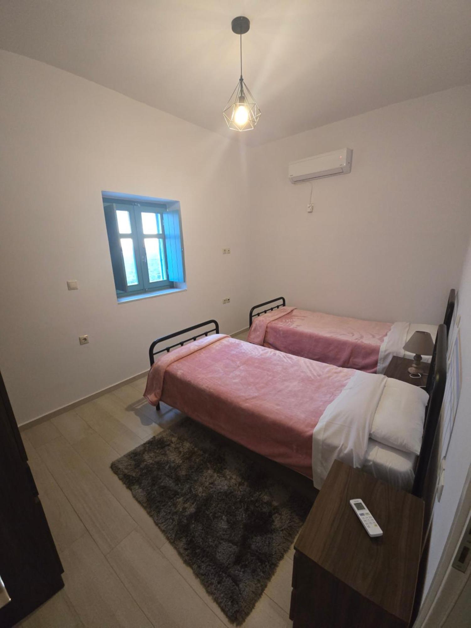 דירות Pírgos Dhiroú Sugar Stone House מראה חיצוני תמונה